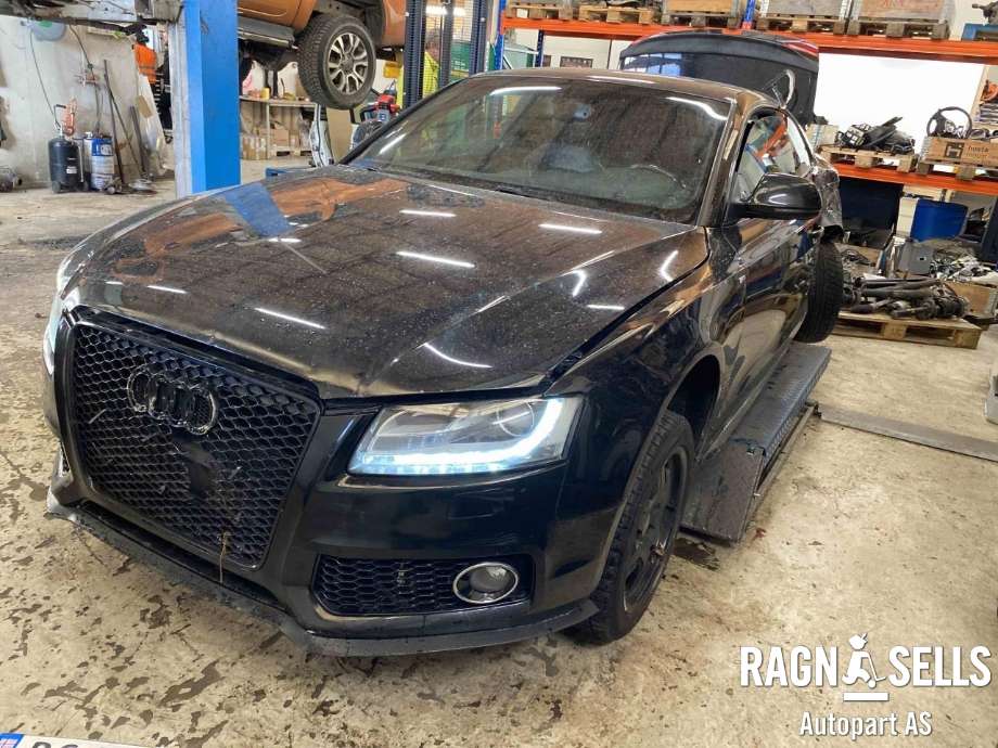 Audi A5 2007-2016 (Type I) , Motorkode: CAPA, Girkassekode: KMU