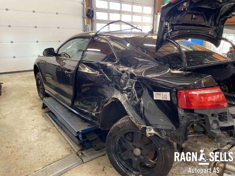 Audi A5 2007-2016 (Type I) , Motorkode: CAPA, Girkassekode: KMU