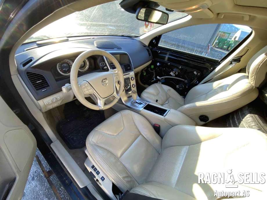 Volvo XC60 2008-2013 (Type I, Fase 1) , Motorkode: D5244T15, Girkassekode: TF-80SC AWD