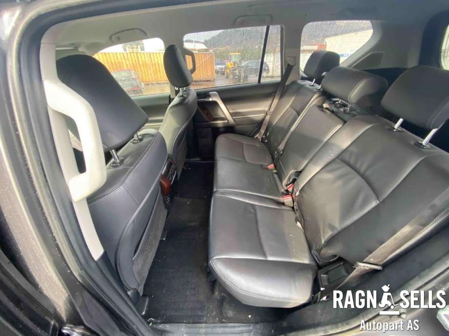 Toyota Land Cruiser 150 2014-->> (Fase 2) , Motorkode: 1KD-FTV, Girkassekode: 