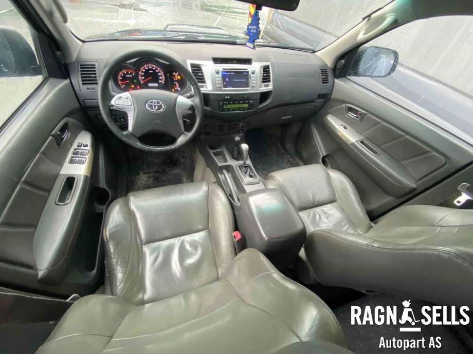 Toyota Hilux 2012-2016 , Motorkode: 1KD-FTV, Girkassekode: 
