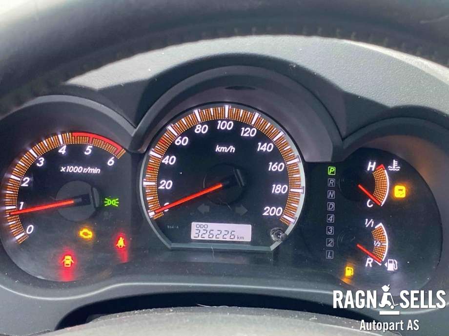 Toyota Hilux 2012-2016 , Motorkode: 1KD-FTV, Girkassekode: 