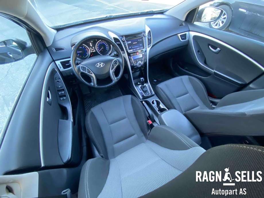 Hyundai i30 2012-2017 (Type II) , Motorkode: D4FB-6IL, Girkassekode: DCT - 7 SPEED