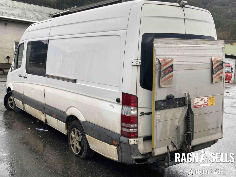 Mercedes Sprinter 2006-2013 (Fase 1) (906) (906), Motorkode: OM646.986, Girkassekode: 