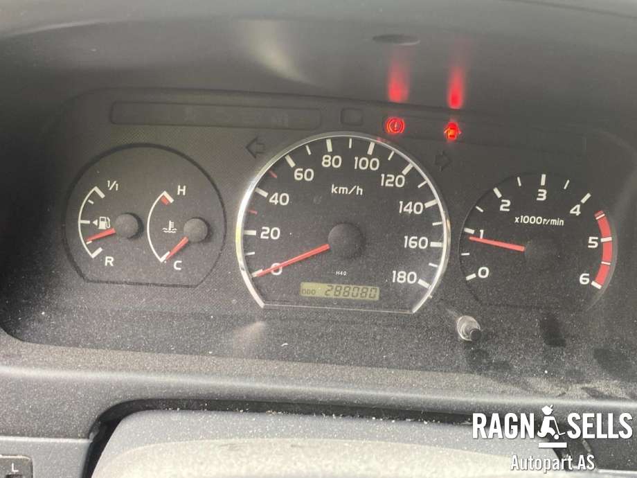 Toyota Hiace 2007-2012 (Fase 3) , Motorkode: 2KD-FTV, Girkassekode: 