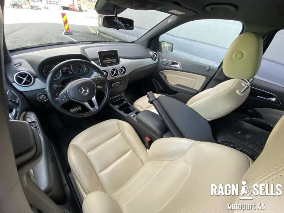 Mercedes B-Klasse 2011-2018 (W246) (W246), Motorkode: 651901, Girkassekode: 