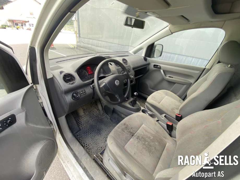 VW Caddy 2004-2010 (Type III, Fase 1) , Motorkode: BLS, Girkassekode: KXV
