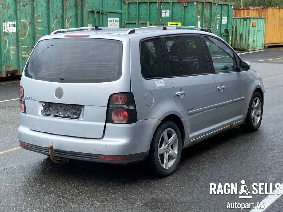 VW Touran 2007-2010 (Type I, Fase 2) , Motorkode: BLS, Girkassekode: KWD