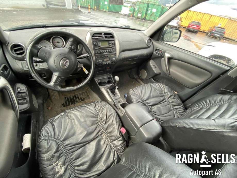 Toyota RAV4 2000-2006 (Type II) , Motorkode: , Girkassekode: 