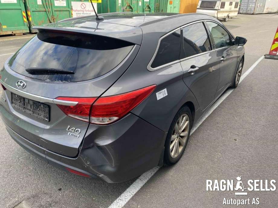 Hyundai i40 2012-2017 , Motorkode: D4FD, Girkassekode: 