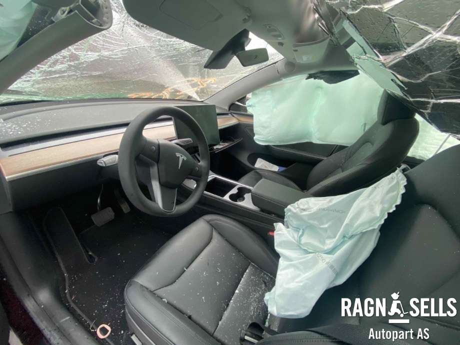 Tesla Model Y 2021-2024 (Type I) , Motorkode: 3D3|4D1, Girkassekode: 