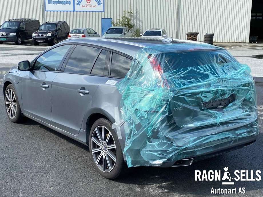 Volvo V60 / V60 CC 2018-->> (Type II) , Motorkode: D5244T20|VOLVO E1, Girkassekode: 