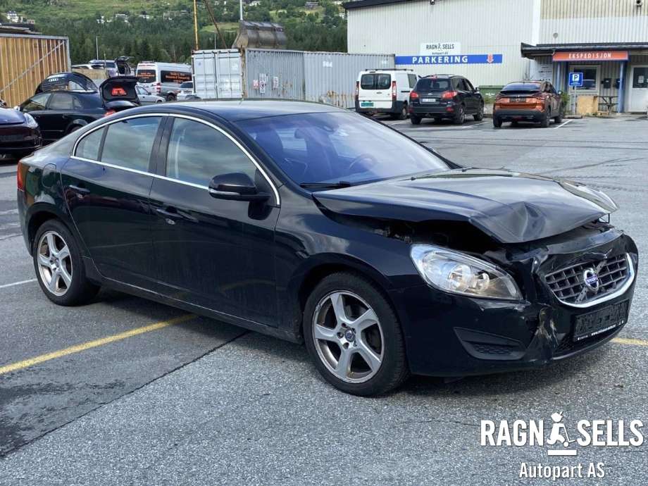 Volvo S60 2010-2014 (Type II, Fase 1) , Motorkode: D5204T2, Girkassekode: 