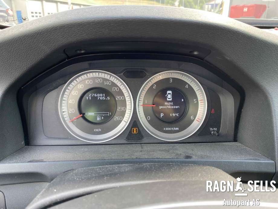 Volvo S60 2010-2014 (Type II, Fase 1) , Motorkode: D5204T2, Girkassekode: 