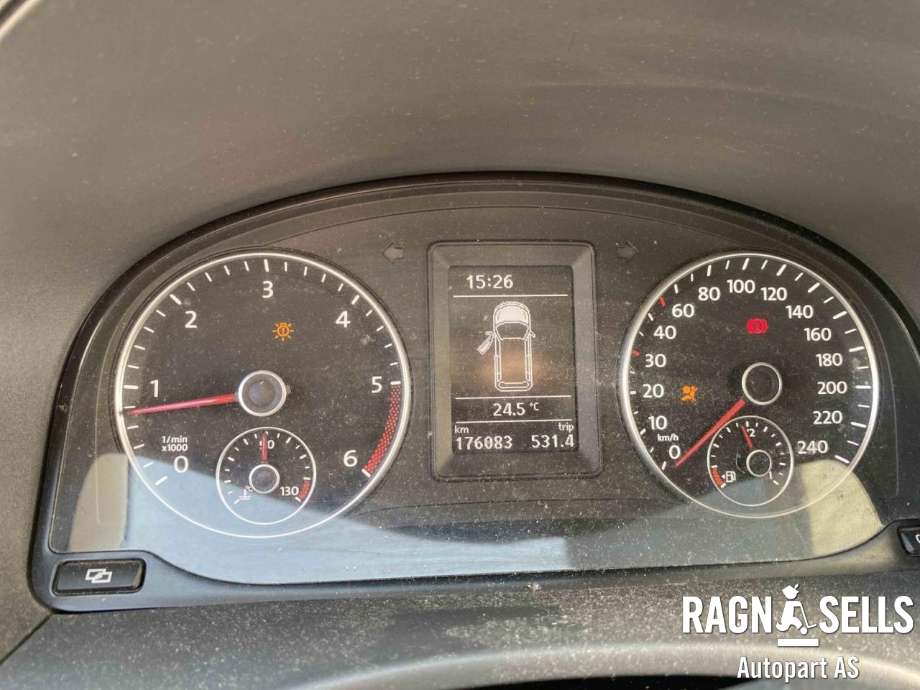 VW Caddy 2010-2015 (Type III, Fase 2) , Motorkode: CFH, Girkassekode: 