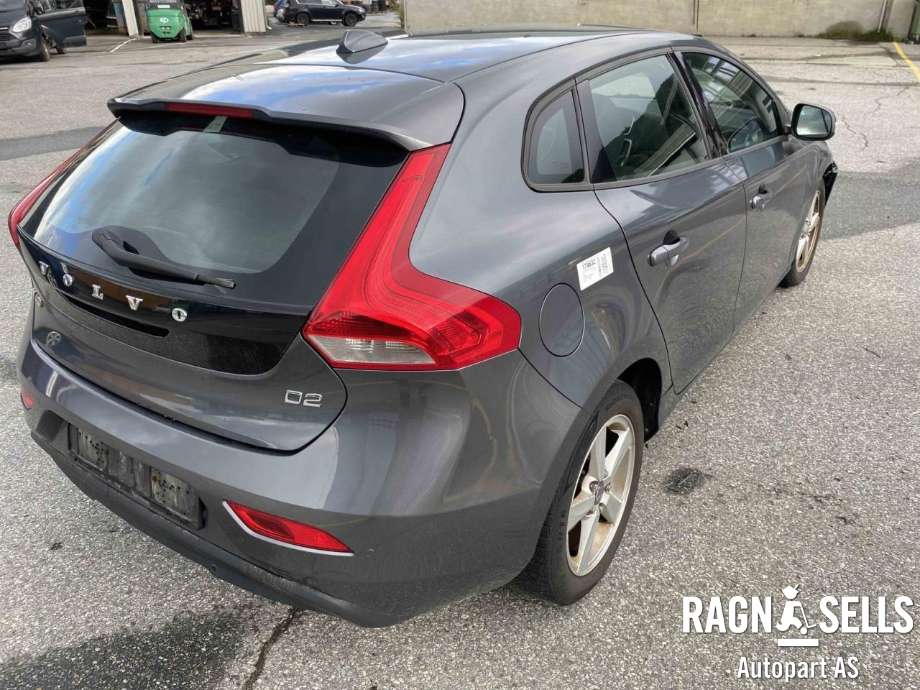 Volvo V40 2012-2019 delebil , Motorkode: D4162T, Girkassekode: 