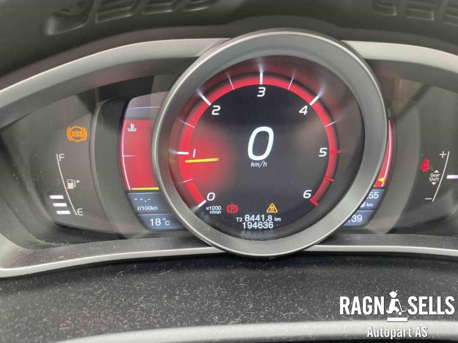 Volvo V40 2012-2019 delebil , Motorkode: D4162T, Girkassekode: 