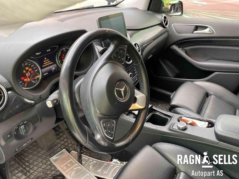 Mercedes B-Klasse, electric drive 2014-2018 (W242) (W242), Motorkode: EM0004, Girkassekode: 