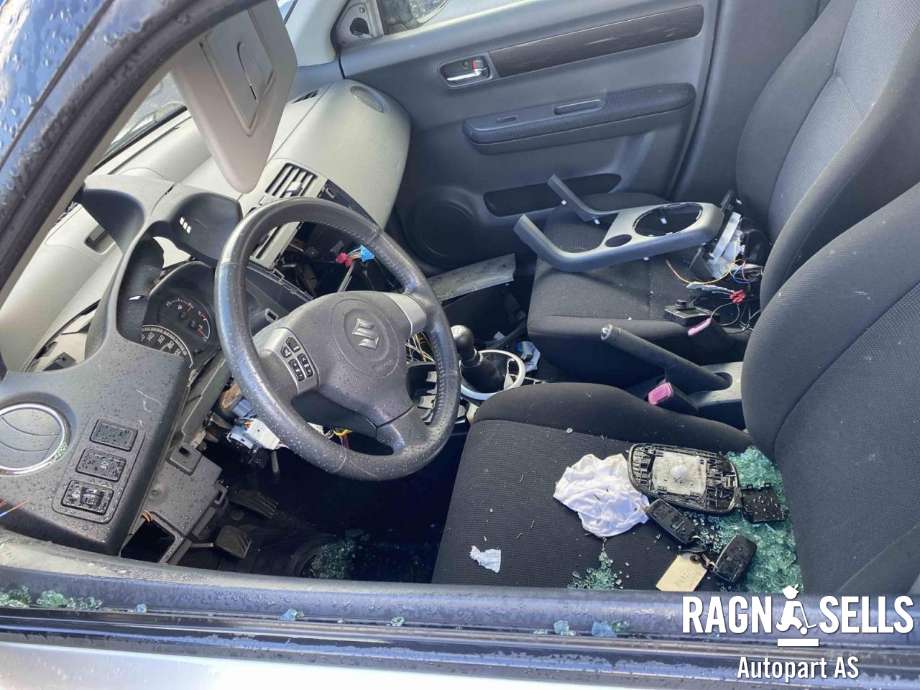 Suzuki Swift 2005-2010 , Motorkode: M13A, Girkassekode: 