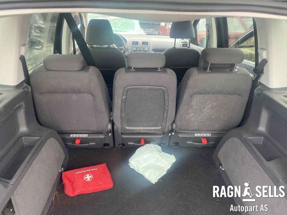 VW Touran, 2010-2015 (Type I, Fase 3)  delebil , Motorkode: CAY