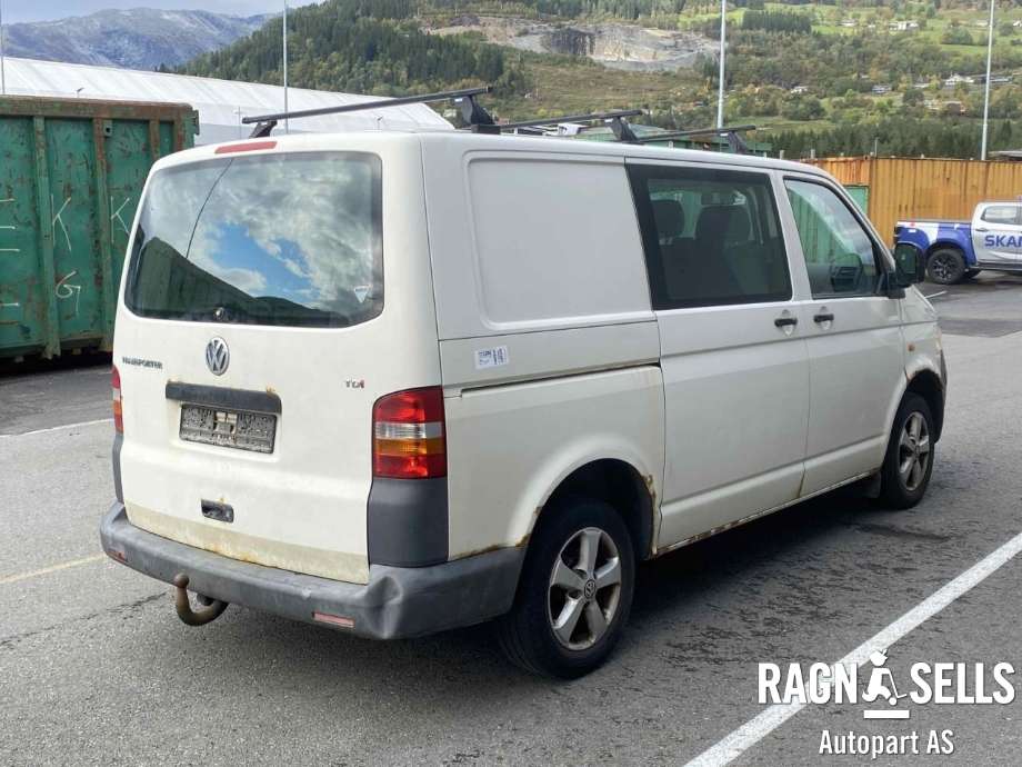 VW Transporter / Caravelle 2003-2009 (Fase 1) (T5) (T5), Motorkode: BRS, Girkassekode: 