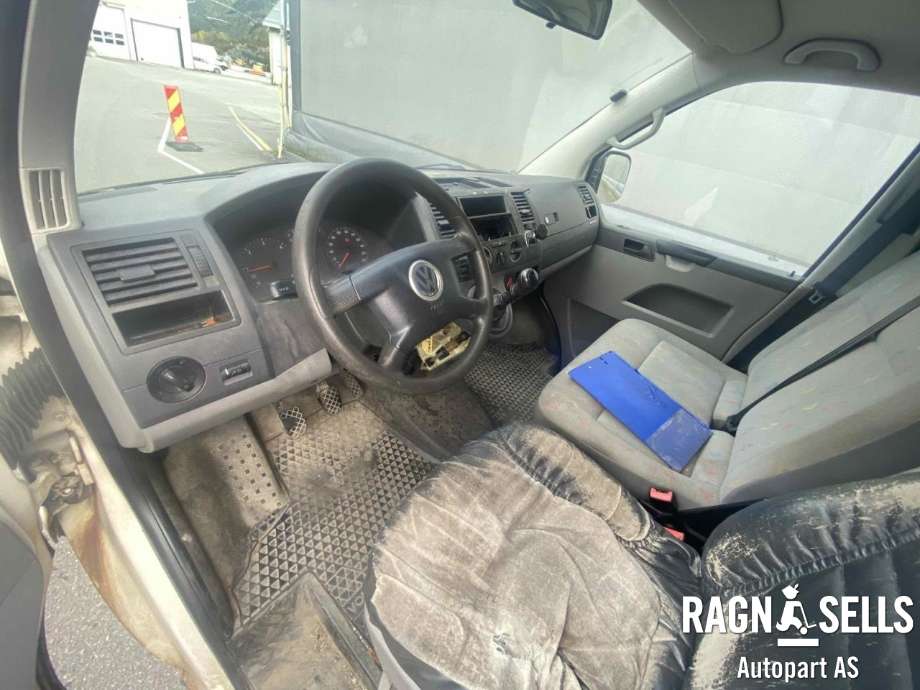 VW Transporter / Caravelle 2003-2009 (Fase 1) (T5) (T5), Motorkode: BRS, Girkassekode: 