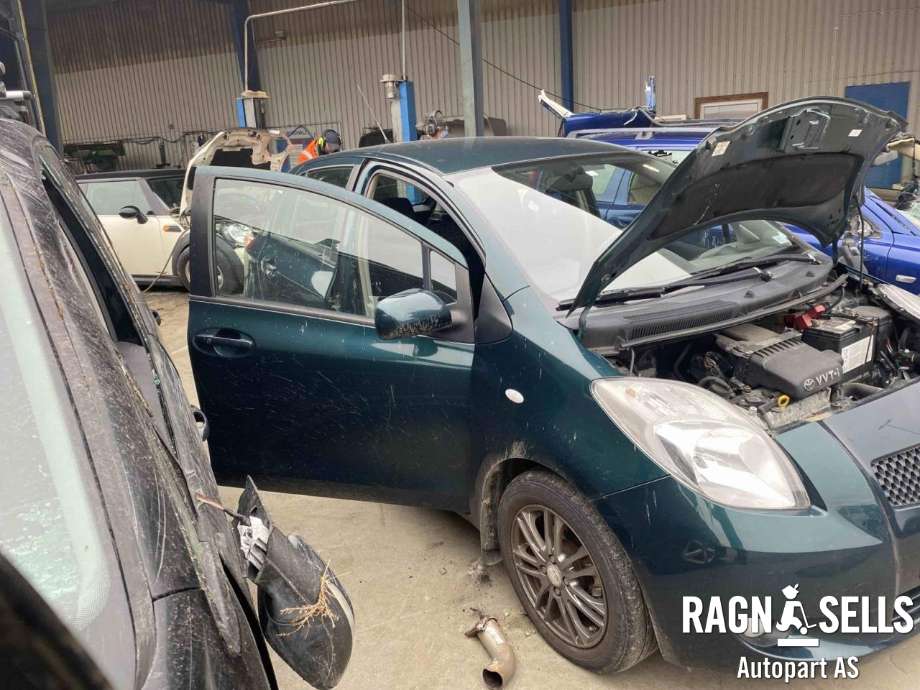 Toyota Yaris 2006-2009 (Type II, Fase 1) , Motorkode: 2SZ-FE, Girkassekode: 