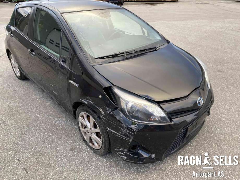 Toyota Yaris 2012-2014 (Type III, Fase 1) delebil , Motorkode: 1NZ-FXE, Girkassekode: 