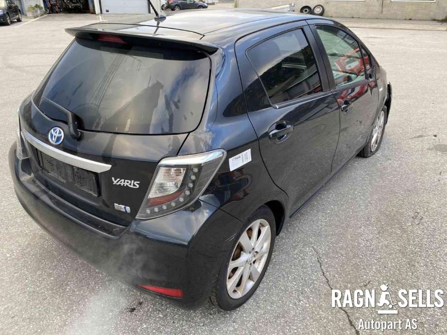 Toyota Yaris 2012-2014 (Type III, Fase 1) delebil , Motorkode: 1NZ-FXE, Girkassekode: 