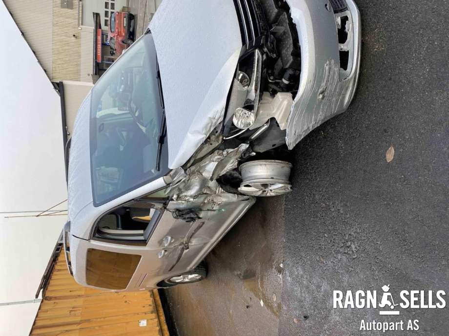 VW Caddy 2010-2015 (Type III, Fase 2) , Motorkode: CAY, Girkassekode: 