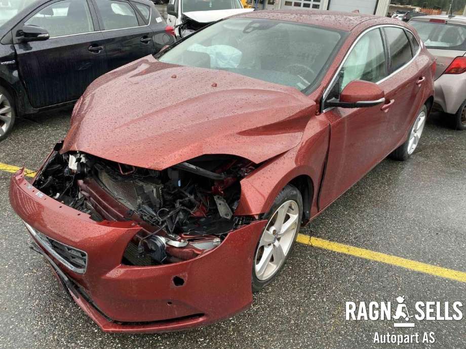 Volvo V40, 2012-2019  delebil , Motorkode: D4162T