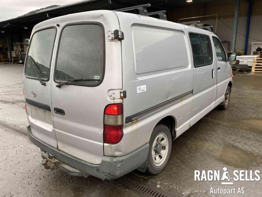 Toyota Hiace 2001-2006 (Fase 2) , Motorkode: 2KD-FTU, Girkassekode: