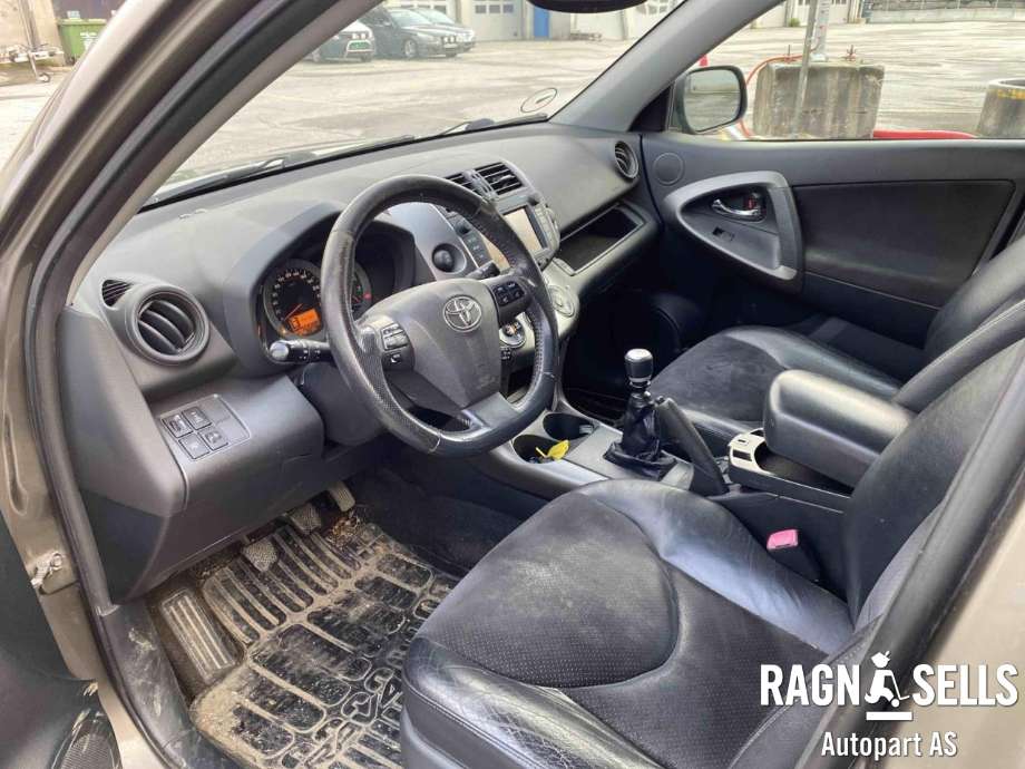 Toyota RAV4 2009-2013 (Type III, Fase 2) , Motorkode: 2AD-FTV, Girkassekode: 