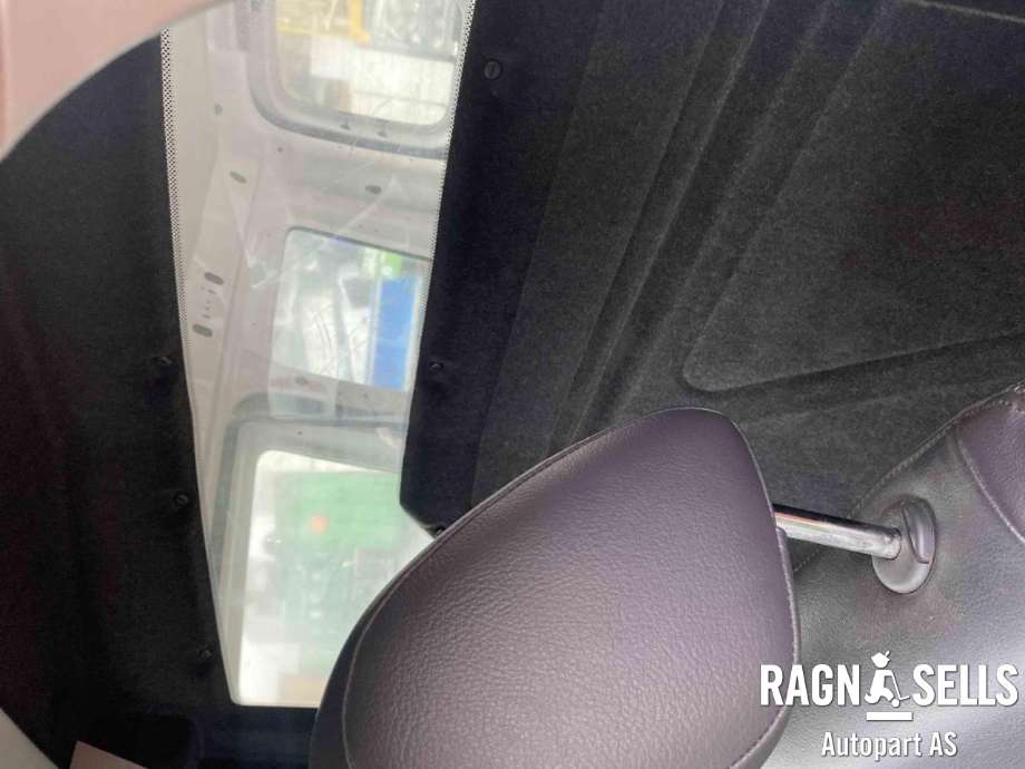 VW Caddy 2010-2015 (Type III, Fase 2) , Motorkode: CFH, Girkassekode: 