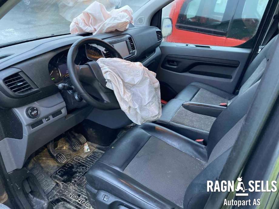 Toyota Proace 2016-->> (Type II) , Motorkode: AH01, Girkassekode: 4WD