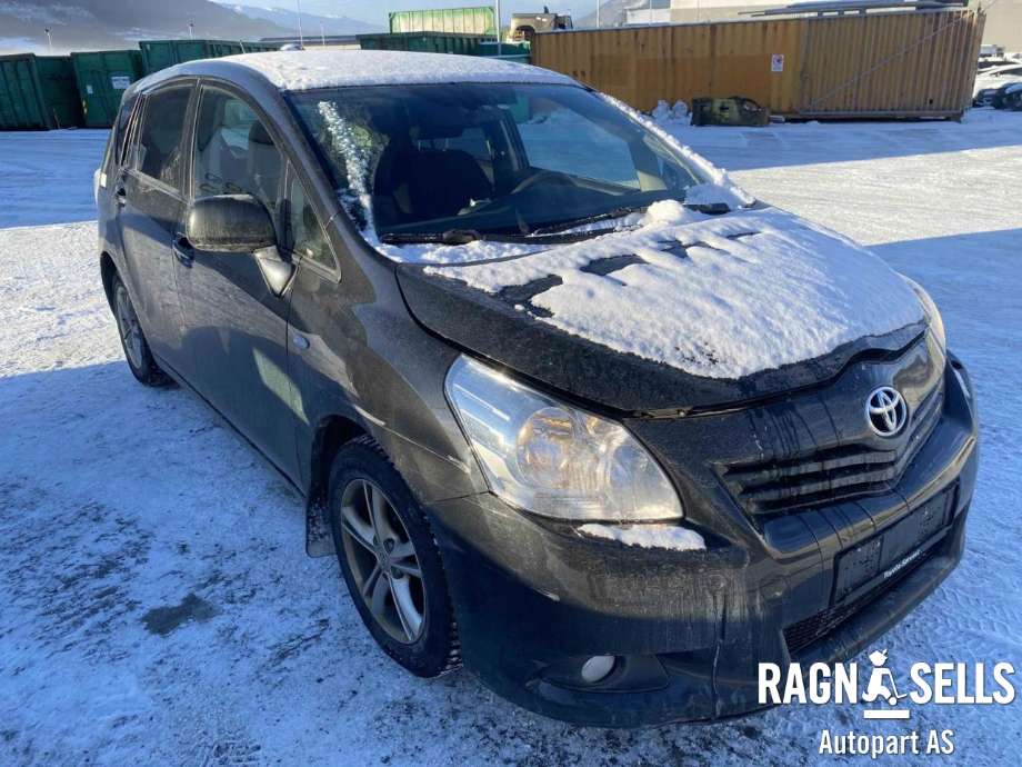 Toyota Verso, 2009-2016 (Type III)  delebil , Motorkode: 2ZR-FAE