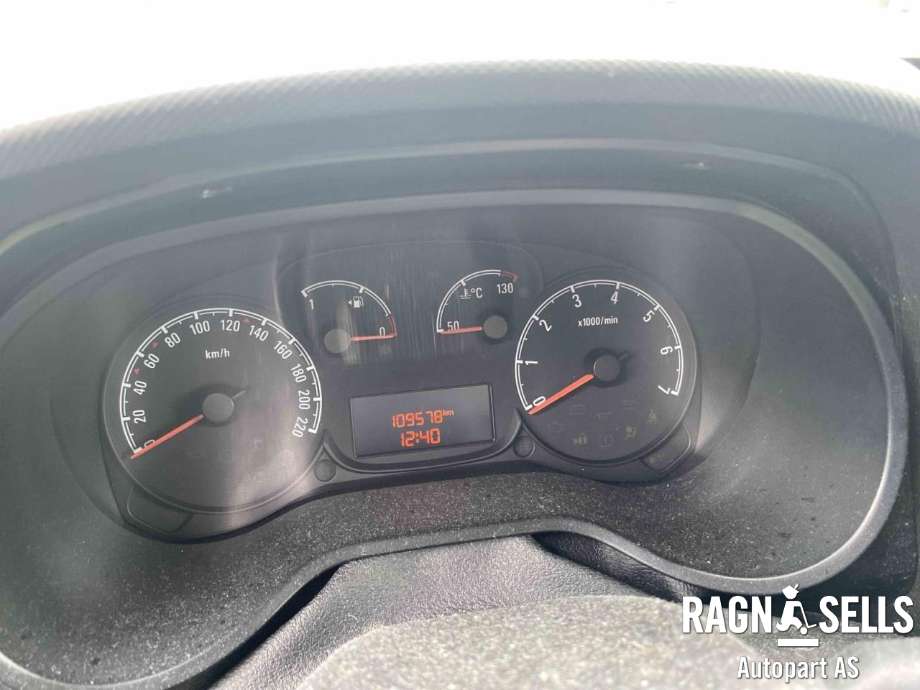 Opel Combo D 2012-2018 , Motorkode: 330A1000, Girkassekode: 