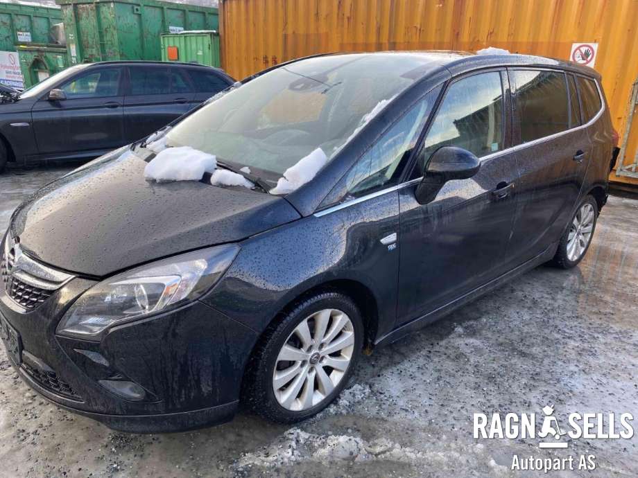 Opel Zafira Tourer 2012-2018 , Motorkode: B16DTH, Girkassekode: 