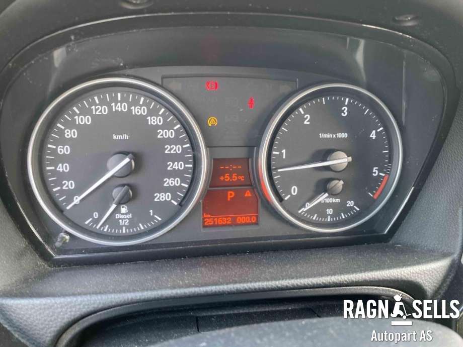 BMW 3-Serie 2005-2011 (E90/E91/E92/E93) delebil , Motorkode: M57D30T2, Girkassekode: 