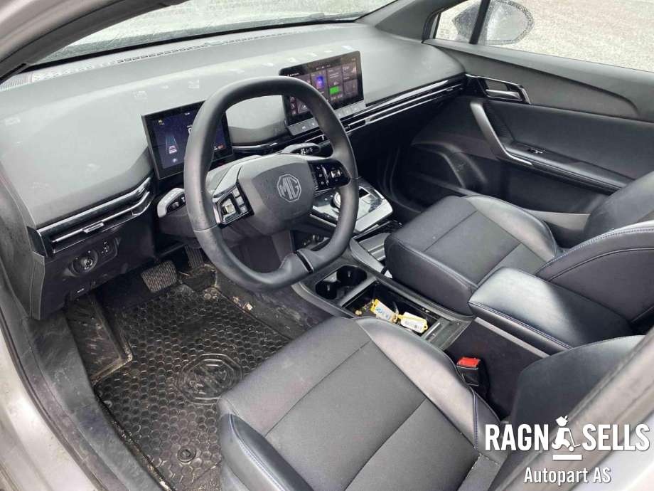 MG MG4 2022-->> , Motorkode: TZ180XS0951, Girkassekode: 