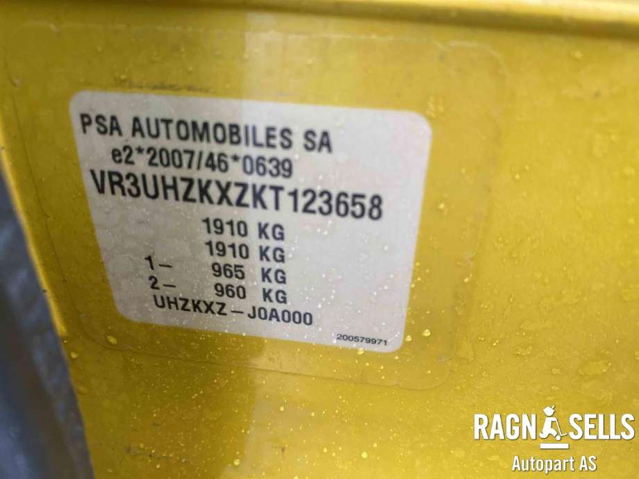 Peugeot e-208 2019-->> , Motorkode: ZK01, Girkassekode: 