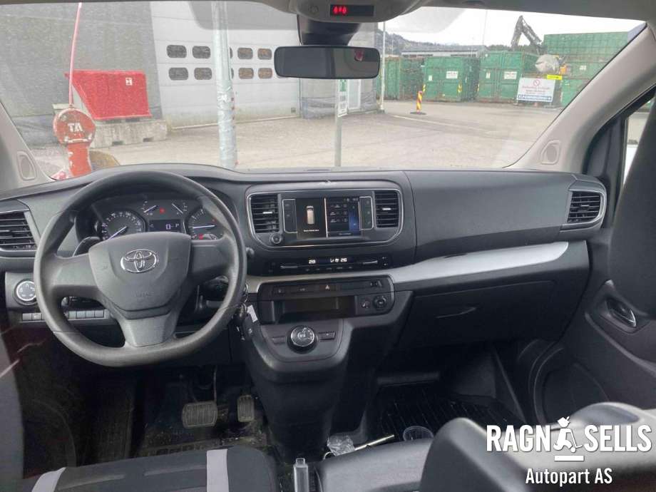 Toyota Proace 2016-->> (Type II) delebil , Motorkode: AH01, Girkassekode: 