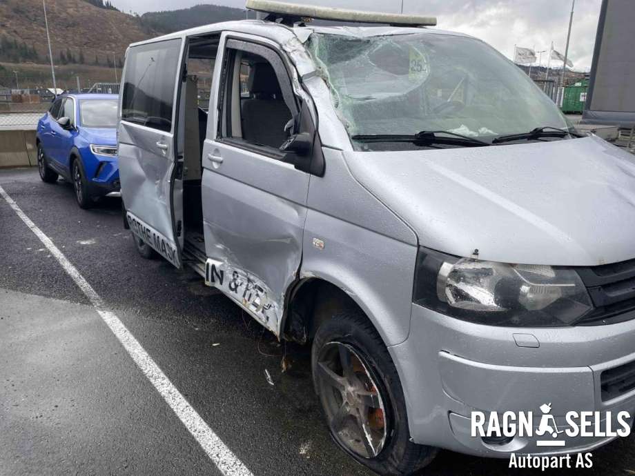VW Transporter / Caravelle 2009-2015 (Fase 2) (T5) (T5), Motorkode: CAA, Girkassekode: 