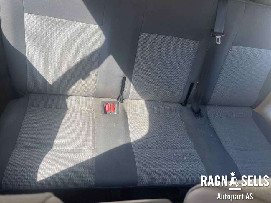 VW Transporter / Caravelle 2003-2009 (Fase 1) (T5) delebil , Motorkode: , Girkassekode: