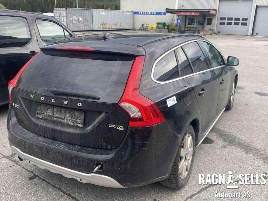 Volvo V60 2010-2013 (Type I, Fase 1) , Motorkode: D4162T, Girkassekode: 