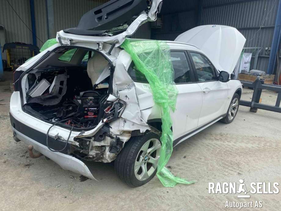 BMW X1 2009-2015 (E84) (E84), Motorkode: N47D20C, Girkassekode: 