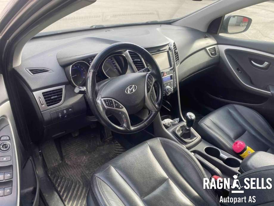 Hyundai i30 2012-2017 (Type II) , Motorkode: G4FD-5I, Girkassekode: