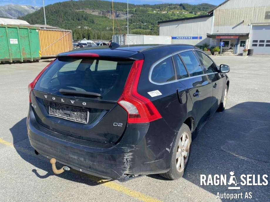 Volvo V60/V60 CC 2013-2018 (Type I, Fase 2) delebil , Motorkode: D4162T, Girkassekode: 