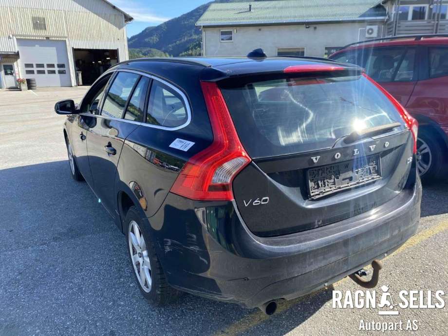 Volvo V60/V60 CC 2013-2018 (Type I, Fase 2) delebil , Motorkode: D4162T, Girkassekode: 