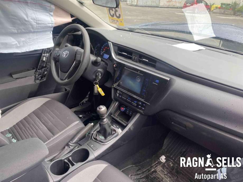 Toyota Auris 2015-2019 (Type II, Fase 2) , Motorkode: 1NR-FE, Girkassekode: